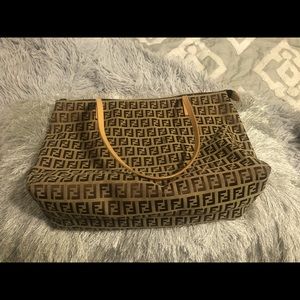 COPY - FENDI Signature handbag Authentic